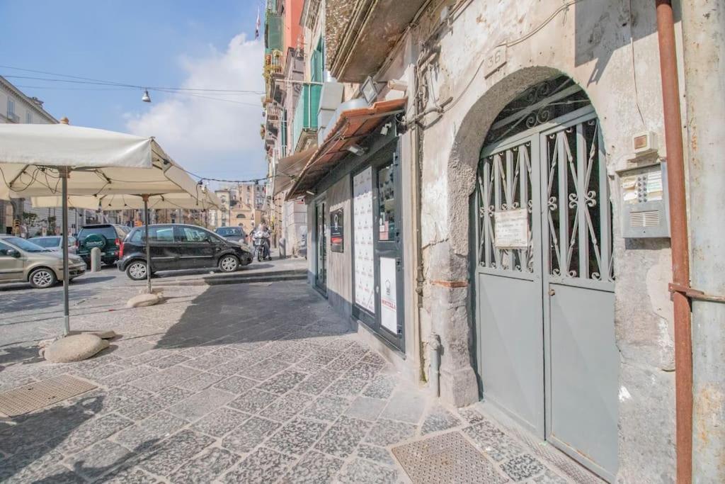 Caracciolo Suites 36 Napoli Exterior foto
