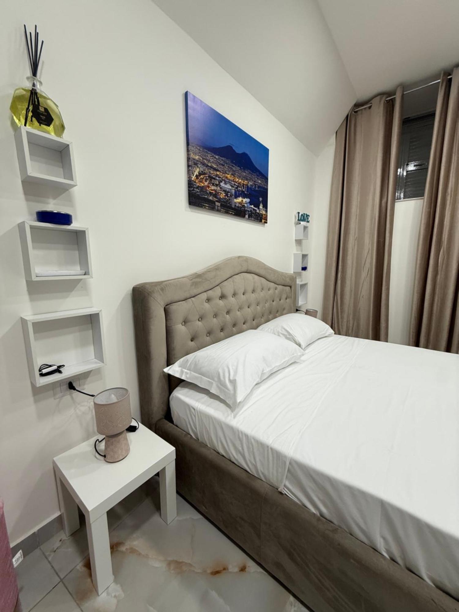 Caracciolo Suites 36 Napoli Exterior foto